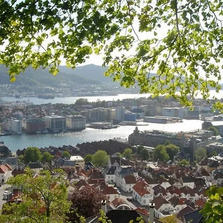 New! Modern Apt: W/ Private Entrence Apartamento *