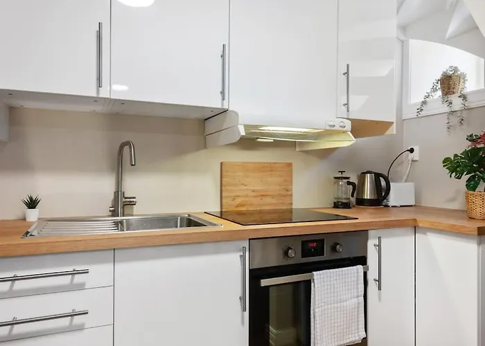 Apartament New! Modern Apt: W/ Private Entrence